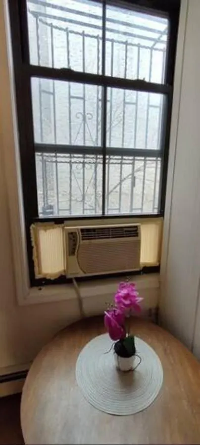 Comfy Room At Great Townhouse In Williamsburg New York Séjour chez l'habitant